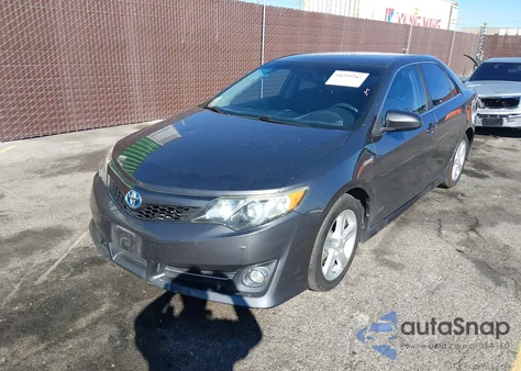 2014 Toyota Camry Hybrid Se Limited Edition z USA, uszkodzony, nr VIN 4T1BD1FK7EU128310